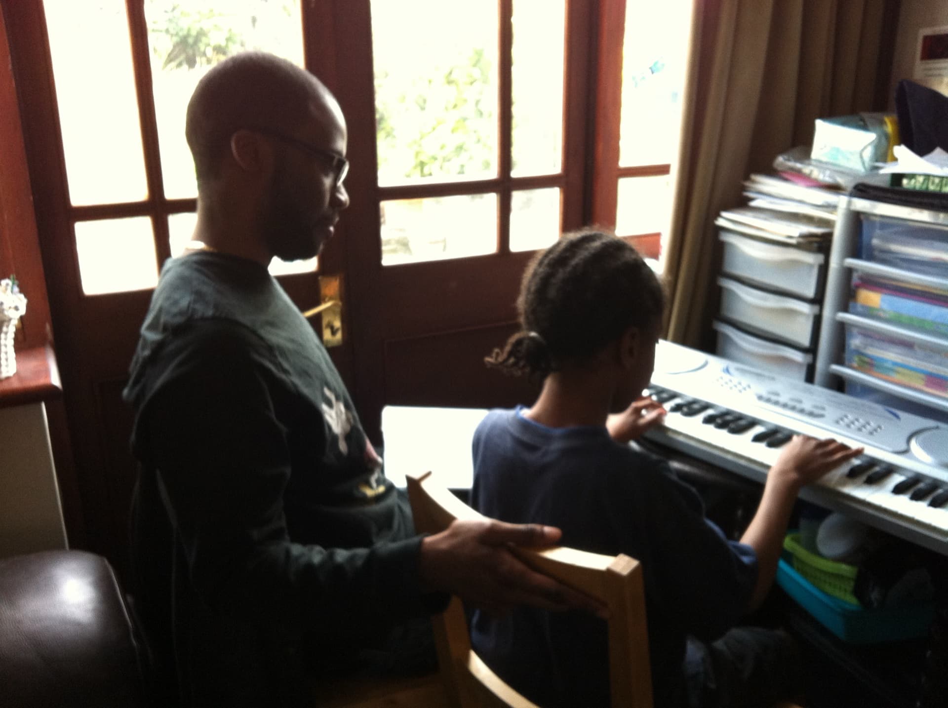 Keyboard lesson at Kynda Learning, South London